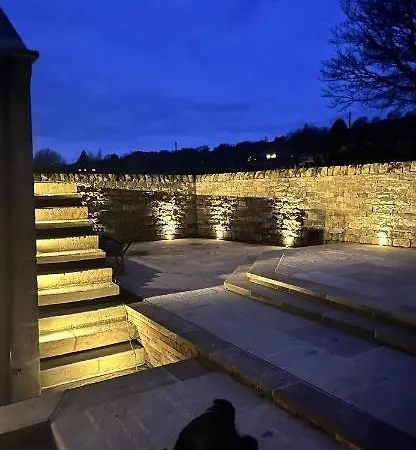 Kiln House Apartment *